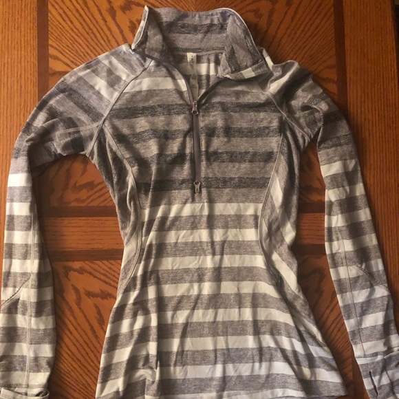 lululemon athletica Tops - Lululemon pullover